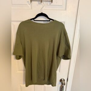 Banana Republic size XXL. Green/olive. Worn once.
